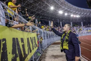 Prestasi dulu, ranking kemudian – Cklamovski