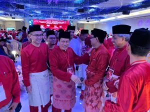 PRN Johor: UMNO Bakri gesa BN bertanding solo