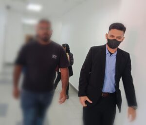 Padah beri rasuah, pekerja ladang didakwa