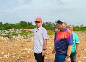 Penduduk terima RM30 setiap kali lori masuk buang sampah haram