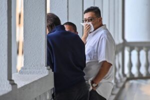 Padah buat pas palsu, pegawai imigresen dijel 8 tahun, denda RM150,000