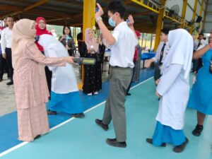 Saring calon SPM elak bawa barang terlarang