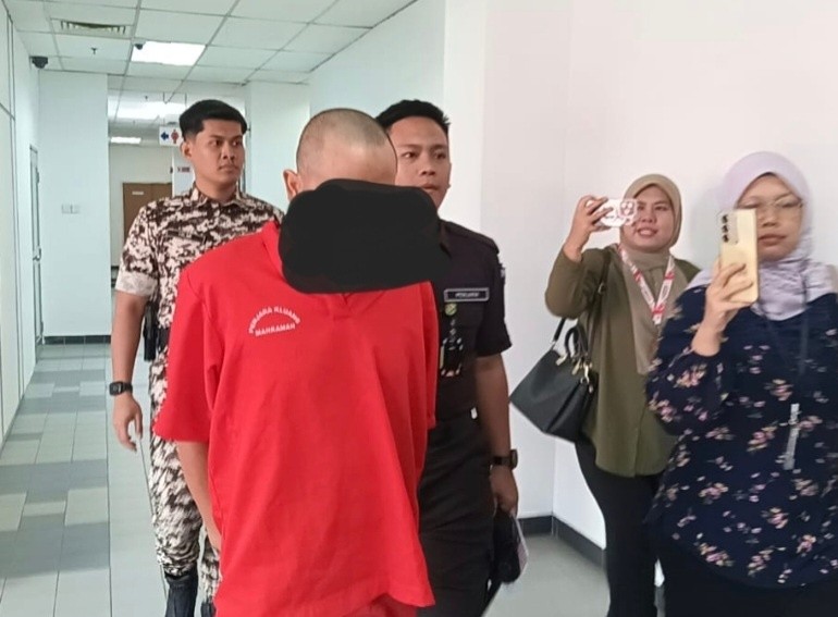 Jaga dijel 21 tahun, 24 sebatan, rogol anak perempuan