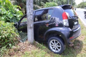 Kanak-kanak maut kereta dipandu nenek kemalangan