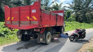 Tragedi Aidiladha Warga Asing Maut Motosikal Bertembung Lori