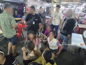 72 pelayan restoran, tukang masak warga asing diberkas