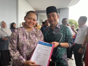 Syukur dapat jumpa idola saya