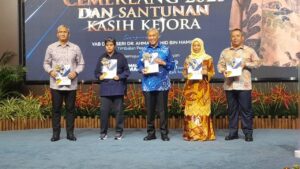 ‘Poster boy’ belum tentu jadi MB, istana tentukan – Ahmad Zahid