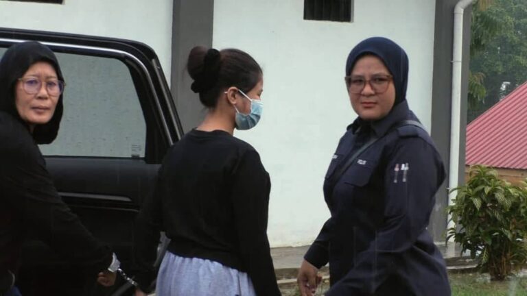 Bayi mati ditikam: Penuntut kolej dituduh membunuh
