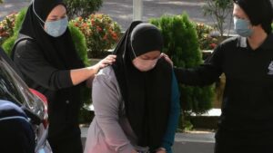 Nenek tiri didakwa bunuh bayi 16 bulan