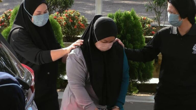Nenek tiri didakwa bunuh bayi 16 bulan