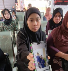‘Suami pegang kuat kaki anak – Isteri